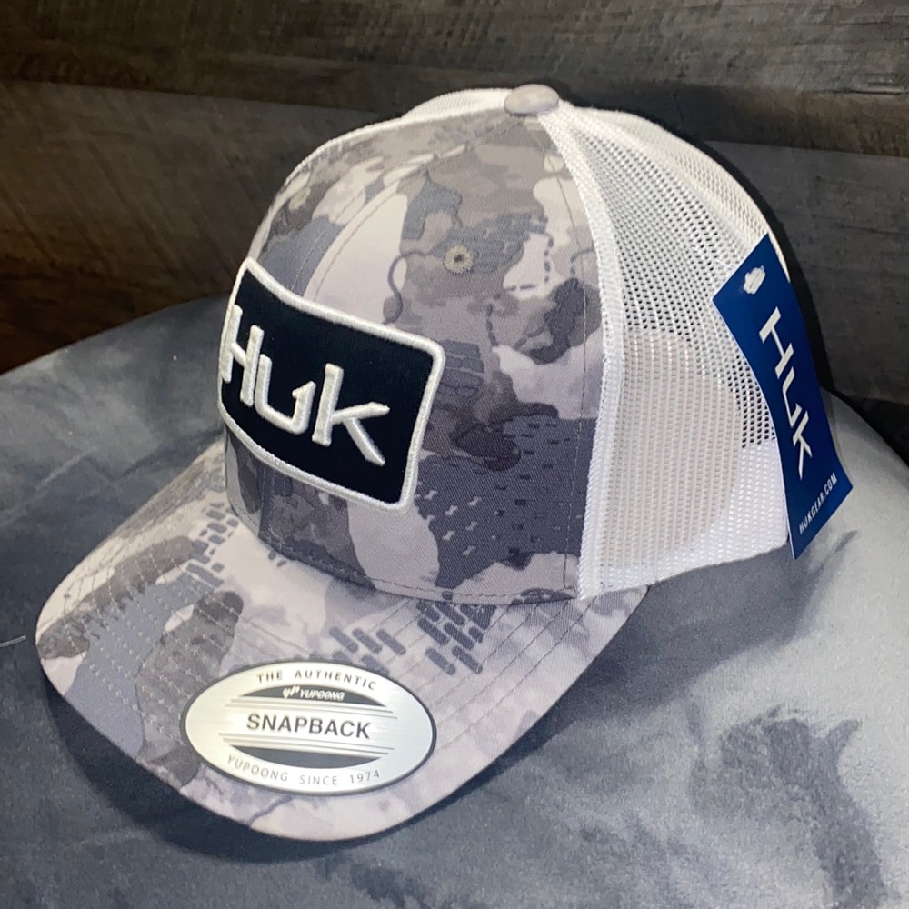 Never worn Huk hat